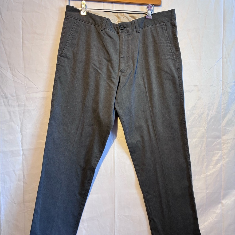 Men's Stylish Gray Chinos